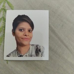 Meet your Posher, Ekta
